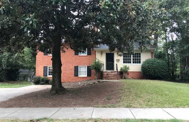 Split level 4 bedroom in Madison Park photos photos