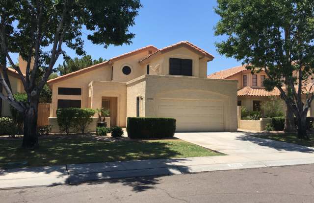3720 N ROSEWOOD Avenue Gallery 2