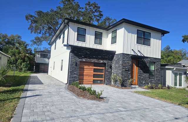 1213 Formosa Avenue photos photos