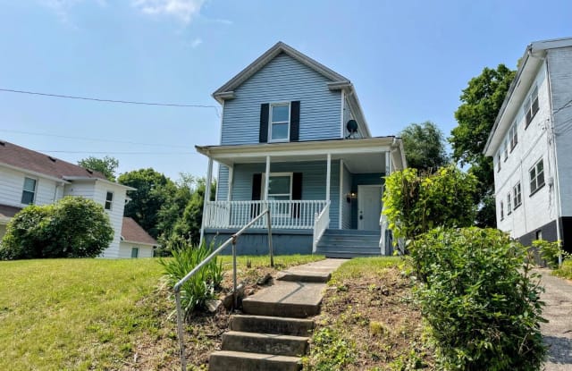 5659 Bramble Ave - 5659 Bramble Avenue, Cincinnati, OH 45227