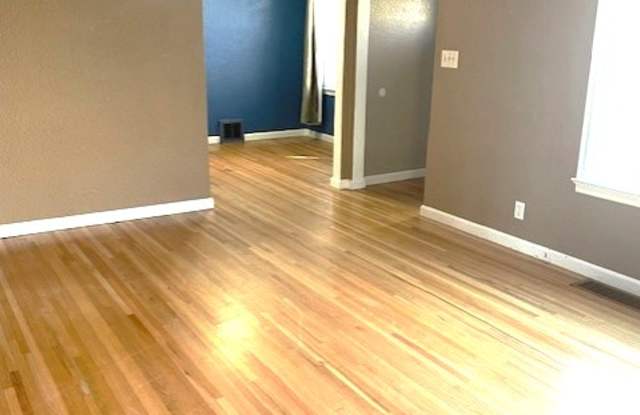 820 Yellowstone Gallery 3
