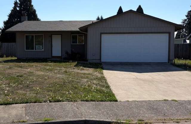 4 bedroom 2 bath house, large backyard photos photos 4 bedroom 2 bath house, large backyard photos photos