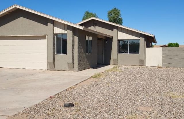 1932 S.46th drive - 1932 South 46th Drive, Yuma, AZ 85364