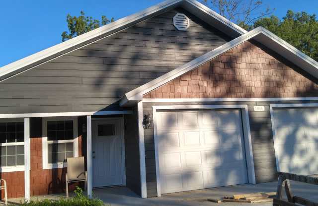 1046 St Louis St photos photos