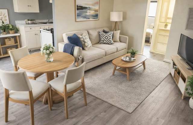 1160 East Alosta Avenue photos photos