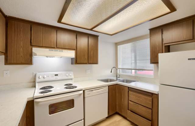 Townhome Style 2bed/1.5bath Unit in Everett! photos photos Townhome Style 2bed/1.5bath Unit in Everett! photos photos