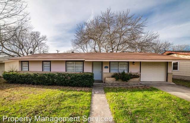 810 Sunset Gallery 2