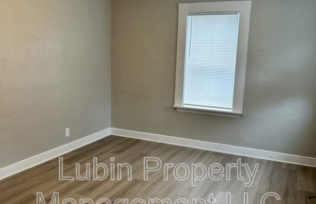 2404 Forest Ave - 2404 Forest Avenue, Memphis, TN 38112