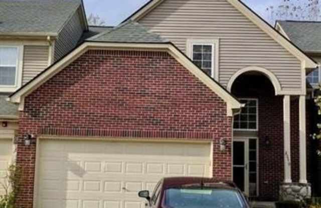 2046 PRESERVE Circle W photos photos