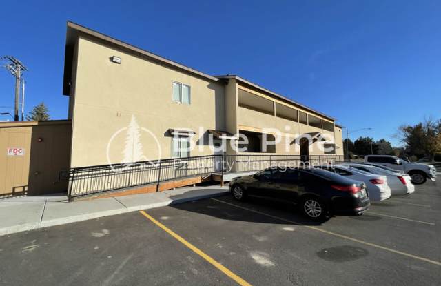 1446 East 17th Street photos photos