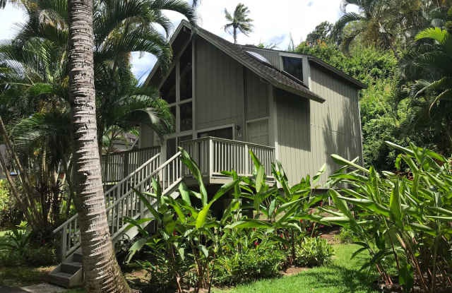 Kauhale Beach cove! Tropical, Serene and very private, located by Waterfall! Oceanfront/Gated complex! photos photos