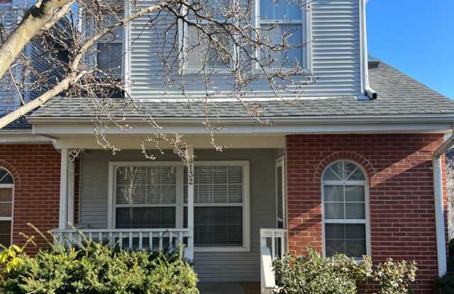 3 Bedroom, 2.5 Bath Townhouse in Park Hampton photos photos