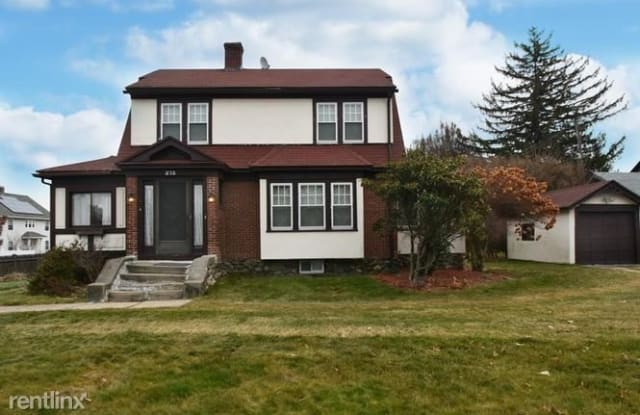 273 Burncoat St - 273 Burncoat Street, Worcester, MA 01606