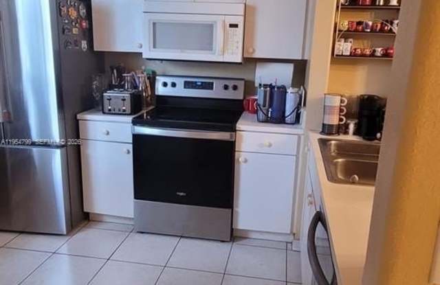 905 NW 82 AVE photos photos 905 NW 82 AVE photos photos