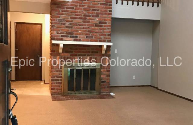 9989 Grove Way - 1, Unit #B Gallery 3