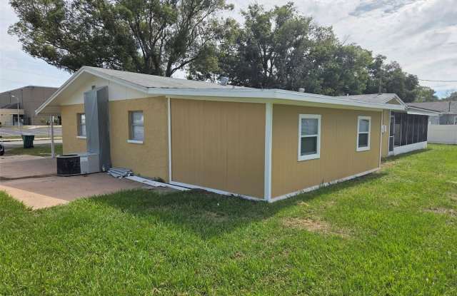 38300 HENRY Drive Gallery 3