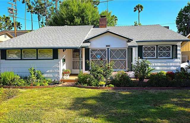13322 Valleyheart Drive N photos photos