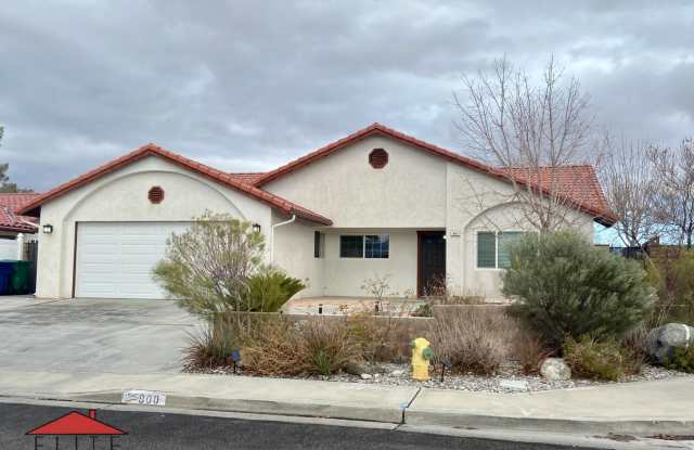 NORTHWEST SOLAR HOME AVAILABLE NOW!! - 900 Cimarron Court, Ridgecrest, CA 93555