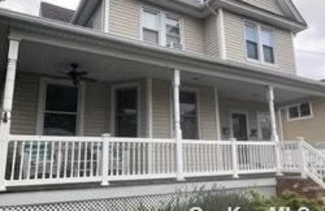 4 Morton Avenue - 4 Morton Avenue, East Rockaway, NY 11518