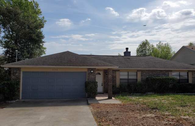 1133 James Ave photos photos