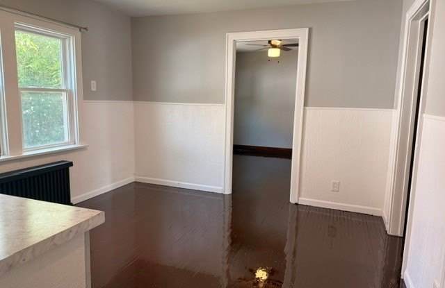 1373 Electric Avenue Gallery 2