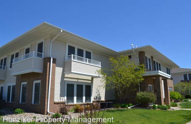 2435 Aspen #105 Gallery 2