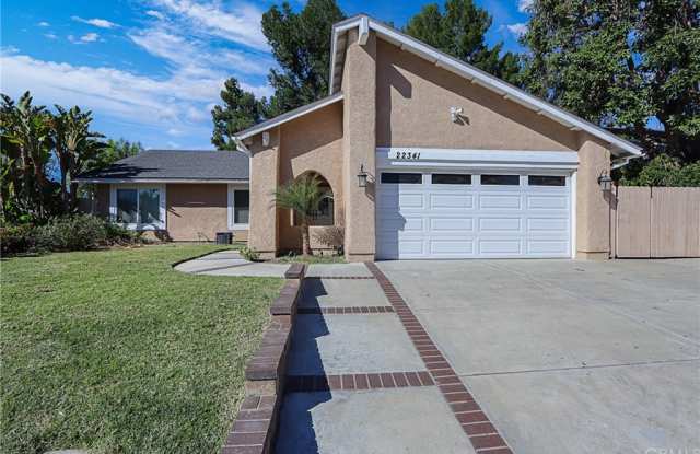 22341 Platino - 22341 Platino, Mission Viejo, CA 92691