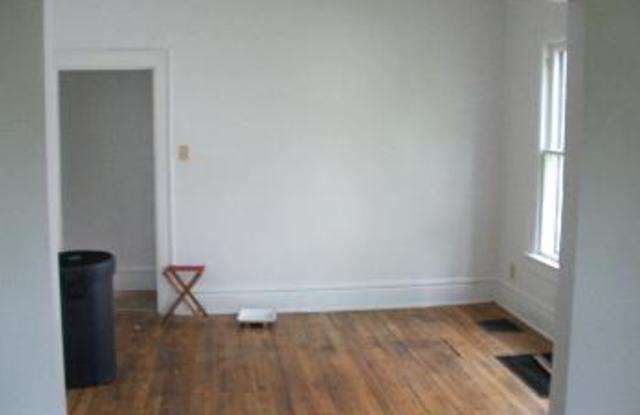 117 East Patterson Avenue Gallery 4