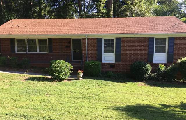 NEW PRICE!! GREAT LOCATION!! RANCH HOME WITH HARDWOODS NEAR DOWNTOWN photos photos
