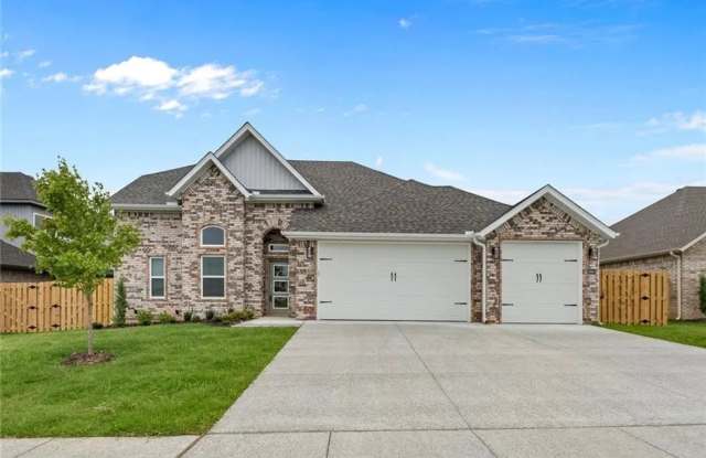 Beautiful Modern Home in Pea Ridge! - 1804 Charles Street, Pea Ridge, AR 72751