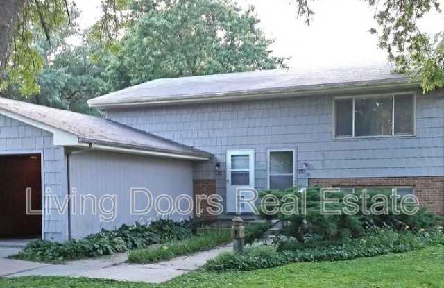 4933 Ginny Ave photos photos