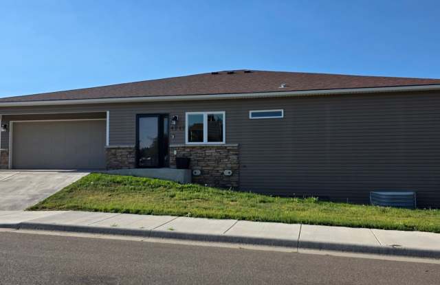 4949 Green River St photos photos