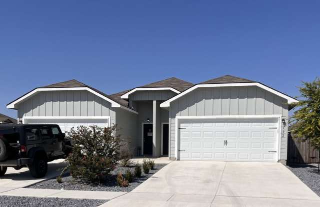 Luxury Duplex in Seguin! photos photos Luxury Duplex in Seguin! photos photos