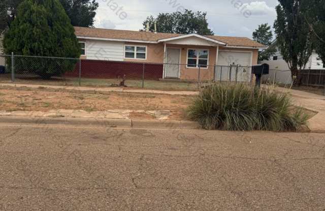 Cute 3 bedroom 1 bath home. photos photos