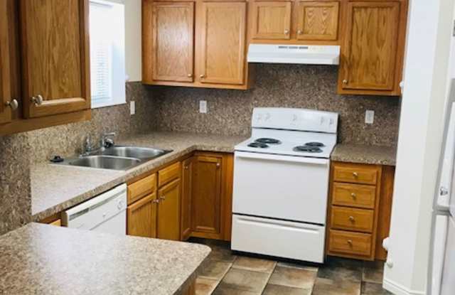 Beautifully updated apartment near WSU and McKay Dee. Gallery 3
