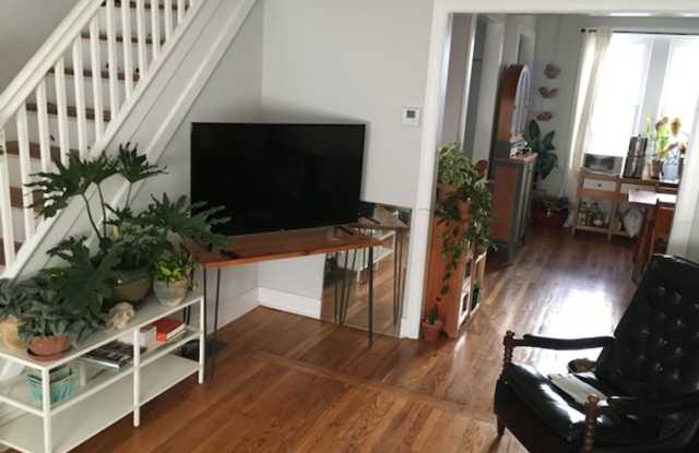 3 Bedroom 1 Bathroom House for Rent Gallery 3