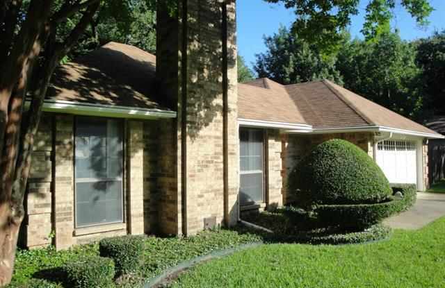 2622 Briarwood Drive - 2622 Briarwood Drive, Grapevine, TX 76051