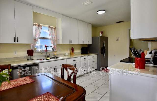 1774 Birchwood Loop Gallery 3