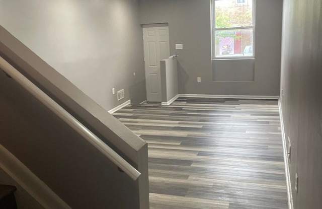 2599 East Madison Street Gallery 4