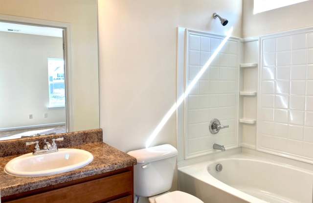Brand new home for lease! Gallery 4