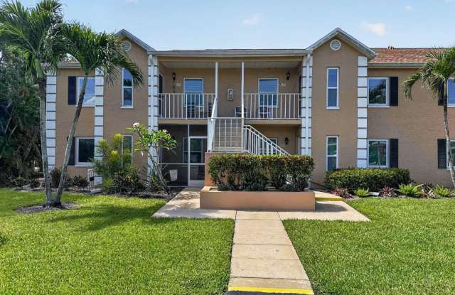 Peaceful pond 2BR/2BA condo in Naples, FL photos photos