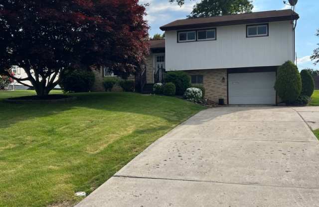 3 Bed / 1 Bath Single-Family Home – Richland School District photos photos 3 Bed / 1 Bath Single-Family Home – Richland School District photos photos