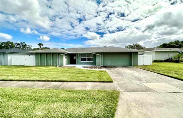 637 WILLOWWOOD AVENUE - 637 Willowwood Avenue, Altamonte Springs, FL 32714