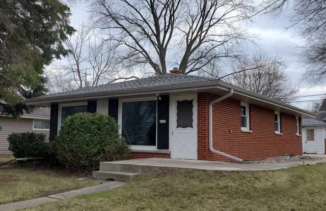 Brown Deer 3 bedroom ranch photos photos