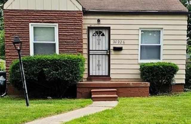20226 McCormick Street photos photos
