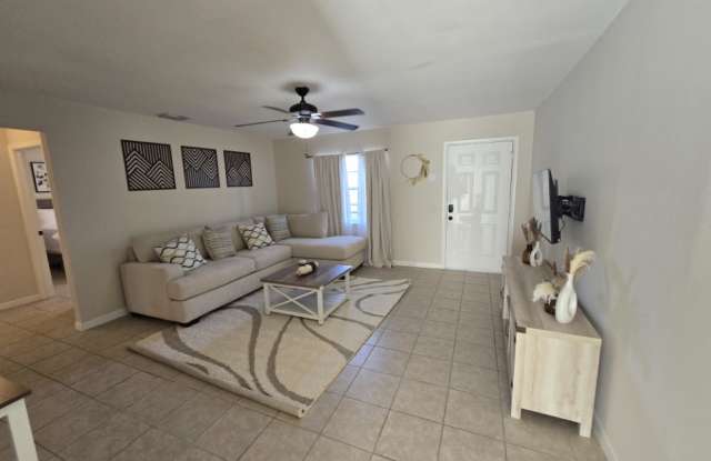 720 Greenleaf Ln - 720 Greenleaf Lane, Lake Wales, FL 33853 720 Greenleaf Ln - 720 Greenleaf Lane, Lake Wales, FL 33853