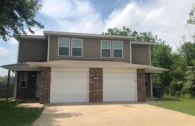 6200  SW Chickadee  ST Unit #2 - 6200 Southwest Chickaee Street, Bentonville, AR 72713