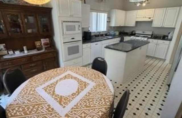 29211 Sunridge Gallery 3