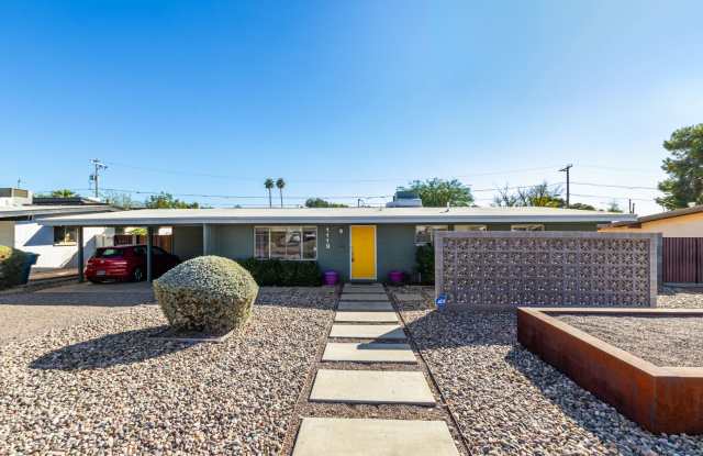 MID CENTURY MODERN HOME IN GREAT PHOENIX LOCATION! - 1119 East Northview Avenue, Phoenix, AZ 85020