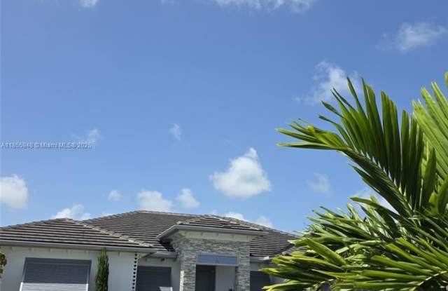 10965 SW 169th Ter photos photos